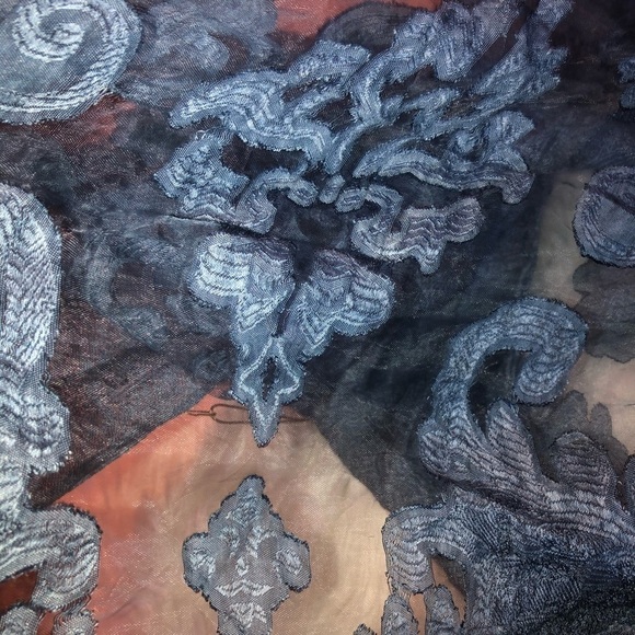 Xinjiang Desert Pearl Scarf/Wrap - Picture 10 of 12